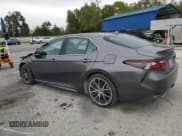 ✅ 2023 Toyota Camry SE • VIN: 4T1G11BK5PU086503 • Лот: 89864285. Опубликован ранее на Copart с пробегом 17 829 миль. Бесплатный доступ к архиву аукционных продаж из США и подробный отчёт об истории автомобиля на DreamBid. Изображение 2.