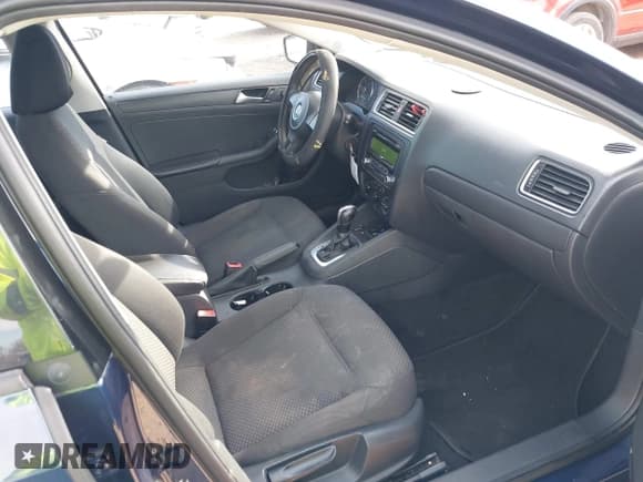 ✅ 2014 Volkswagen Jetta TDI w/Premium/Nav • VIN: 3VWLL7AJ2EM418243 • Лот: 41661444. Опубликован ранее на IAAI с пробегом 138 083 миль. Бесплатный доступ к архиву аукционных продаж из США и подробный отчёт об истории автомобиля на DreamBid. Изображение 5.