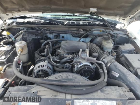 ✅ 2000 Chevrolet S-10 LS • VIN: 1GCCS14W6YK218696 • Лот: 67710344. Опубликован ранее на Copart с пробегом 106 603 миль. Бесплатный доступ к архиву аукционных продаж из США и подробный отчёт об истории автомобиля на DreamBid. Изображение 11.