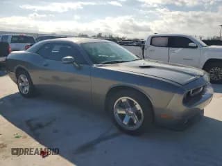 ✅ 2011 Dodge Challenger • VIN: 2B3CJ4DG1BH581629 • Lot: 45245165. Wystawiony na Copart z przebiegiem 162 983 mil. Bezpłatny archiwum sprzedaży aukcyjnych z USA i szczegółowy raport historii pojazdu na DreamBid. Zdjęcie 4.