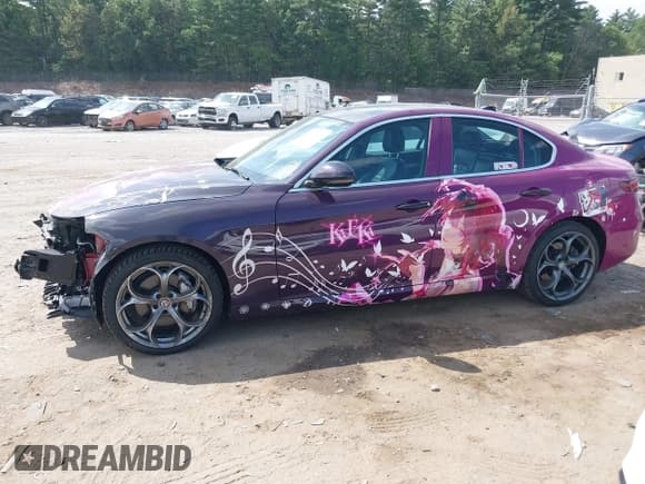 ✅ 2017 Alfa Romeo Giulia Ti • VIN: ZARFAEEN9H7553571 • Lot: 42637939. Listed on IAAI with 75,509 mi. Free auction sales archive from the USA and detailed vehicle history report at DreamBid. Image 15.