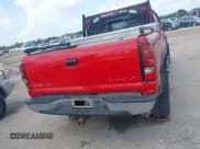 ✅ 2005 Chevrolet Silverado 2500HD LS • VIN: 1GCHK23U15F855835 • Lot: 42692755. Wystawiony na IAAI z przebiegiem 328 871 mil. Bezpłatny archiwum sprzedaży aukcyjnych z USA i szczegółowy raport historii pojazdu na DreamBid. Zdjęcie 16.
