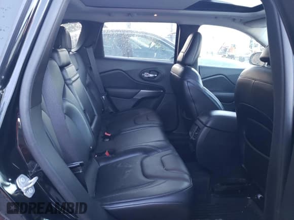 ✅ 2019 Jeep Cherokee Limited • VIN: 1C4PJMDN3KD189862 • Lot: 46696785. Listed on Copart with 70,916 mi. Free auction sales archive from the USA and detailed vehicle history report at DreamBid. Image 10.