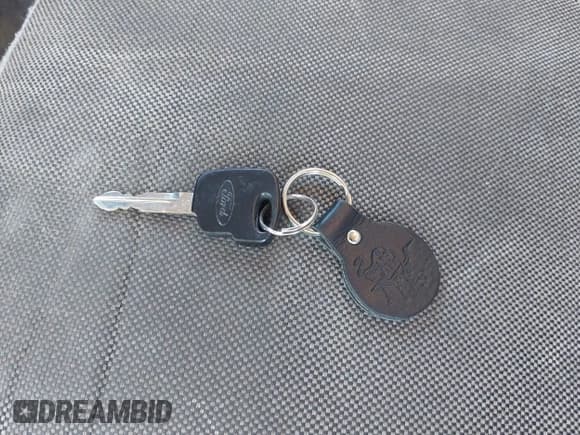 ✅ 2000 Ford Ranger XL • VIN: 1FTYR10V3YTB40130 • Lot: 43613141. Listed on IAAI with 233,340 mi. Free auction sales archive from the USA and detailed vehicle history report at DreamBid. Image 11.