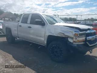 2019 Chevrolet Silverado 1500 Work Truck z VIN 2GCVKNEC4K1169204, wystawiony jako IAAI lot #43080610 z przebiegiem 73 515 mil mil oraz . Historia ofert i sprzedaży dostępna na DreamBid. Obrazek 1.