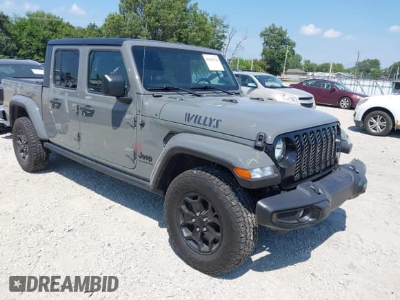 ✅ 2021 Jeep Gladiator Sport S • VIN: 1C6HJTAG7ML578251 • Lot: 42942726. Wystawiony na IAAI z przebiegiem 49 634 mil. Bezpłatny archiwum sprzedaży aukcyjnych z USA i szczegółowy raport historii pojazdu na DreamBid. Zdjęcie 1.