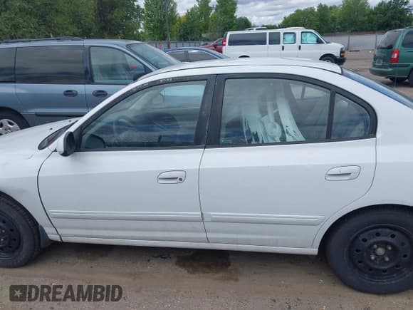 ✅ 2005 Hyundai Elantra GLS • VIN: KMHDN46D55U153781 • Lot: 42300649. Wystawiony na IAAI z przebiegiem 186 463 mil. Bezpłatny archiwum sprzedaży aukcyjnych z USA i szczegółowy raport historii pojazdu na DreamBid. Zdjęcie 6.