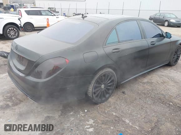 ✅ 2015 Mercedes-Benz S 550 • VIN: WDDUG8CB4FA129828 • Lot: 43527527. Listed on IAAI with 132,799 mi. Free auction sales archive from the USA and detailed vehicle history report at DreamBid. Image 4.