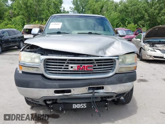 ✅ 2002 GMC Sierra 2500HD SLE • VIN: 1GTHK23U52F245951 • Лот: 42308897. Опубликован ранее на IAAI с пробегом 374 050 миль. Бесплатный доступ к архиву аукционных продаж из США и подробный отчёт об истории автомобиля на DreamBid. Изображение 12.