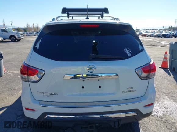 ✅ 2014 Nissan Pathfinder SL • VIN: 5N1AR2MM3EC716766 • Lot: 43764070. Wystawiony na IAAI z przebiegiem 205 031 mil. Bezpłatny archiwum sprzedaży aukcyjnych z USA i szczegółowy raport historii pojazdu na DreamBid. Zdjęcie 16.