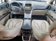 ✅ 2019 Lincoln Nautilus Reserve • VIN: 2LMPJ6LP9KBL15162 • Lot: 64058845. Wystawiony na Copart z przebiegiem 152 602 mil. Bezpłatny archiwum sprzedaży aukcyjnych z USA i szczegółowy raport historii pojazdu na DreamBid. Zdjęcie 8.