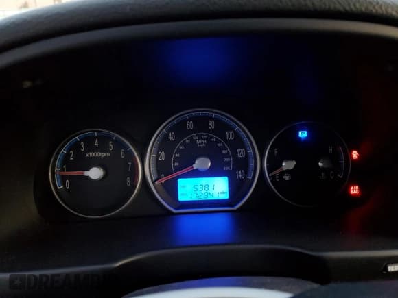 ✅ 2009 Hyundai Santa Fe GLS • VIN: 5NMSG73D79H297762 • Lot: 78078204. Listed on Copart with 172,841 mi. Free auction sales archive from the USA and detailed vehicle history report at DreamBid. Image 9.