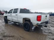 ✅ 2017 Chevrolet Silverado 2500HD Work Truck • VIN: 1GC1KUEG5HF222795 • Lot: 41717477. Wystawiony na IAAI z przebiegiem 223 784 mil. Bezpłatny archiwum sprzedaży aukcyjnych z USA i szczegółowy raport historii pojazdu na DreamBid. Zdjęcie 3.