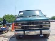 ✅ 1995 Chevrolet Chevy Van • VIN: 1GBEG25K5SF120517 • Lot: 42469924. Wystawiony na IAAI z przebiegiem 99 761 mil. Bezpłatny archiwum sprzedaży aukcyjnych z USA i szczegółowy raport historii pojazdu na DreamBid. Zdjęcie 6.