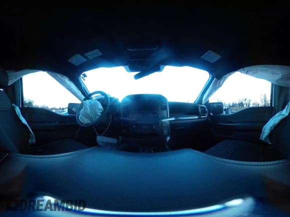 ✅ 2022 Ford F-150 XL • VIN: 1FTEW1EP1NFA62317 • Лот: 41249703. Опубликован ранее на IAAI с пробегом 57 990 миль. Бесплатный доступ к архиву аукционных продаж из США и подробный отчёт об истории автомобиля на DreamBid. Изображение 18.