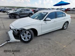 ✅ 2016 BMW 3 Series 328i • VIN: WBA8E9C56GK643660 • Lot: 82228465. Wystawiony na Copart z przebiegiem 180 935 mil. Bezpłatny archiwum sprzedaży aukcyjnych z USA i szczegółowy raport historii pojazdu na DreamBid. Zdjęcie 1.