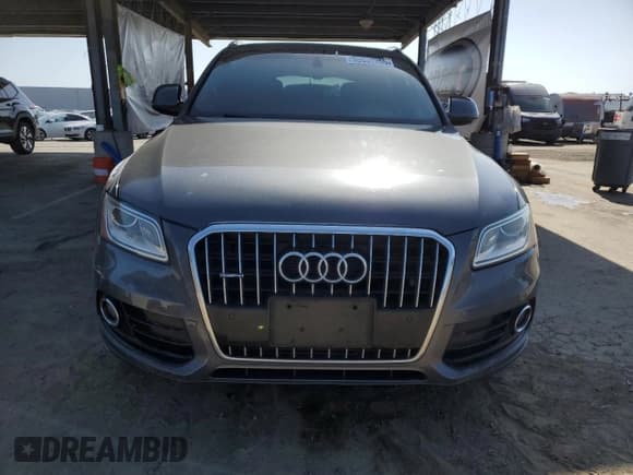 ✅ 2016 Audi Q5 Premium Plus • VIN: WA1L2AFP9GA130276 • Lot: 55537265. Wystawiony na Copart z przebiegiem 189 557 mil. Bezpłatny archiwum sprzedaży aukcyjnych z USA i szczegółowy raport historii pojazdu na DreamBid. Zdjęcie 5.