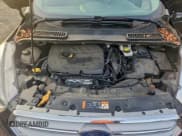 ✅ 2018 Ford Escape SE • VIN: 1FMCU9GD3JUC25422 • Lot: 95835625. Wystawiony na Copart z przebiegiem 93 399 mil. Bezpłatny archiwum sprzedaży aukcyjnych z USA i szczegółowy raport historii pojazdu na DreamBid. Zdjęcie 11.