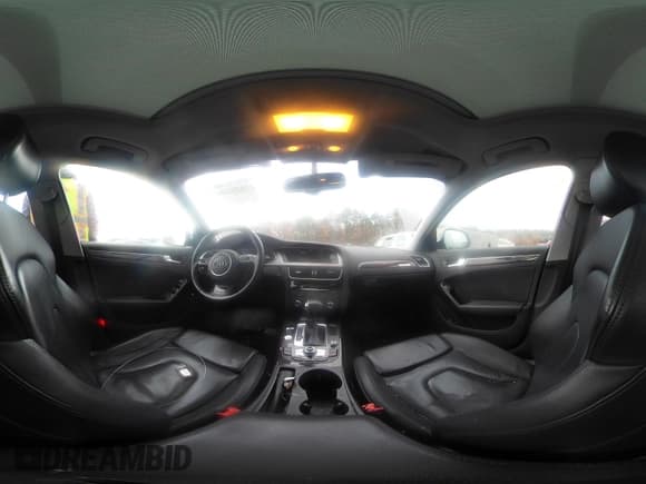 ✅ 2013 Audi allroad A4 Premium Plus • VIN: WA1UFAFL1DA221009 • Lot: 43601384. Wystawiony na IAAI z przebiegiem 105 678 mil. Bezpłatny archiwum sprzedaży aukcyjnych z USA i szczegółowy raport historii pojazdu na DreamBid. Zdjęcie 18.