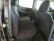 ✅ 2022 Toyota Tacoma SR • VIN: 3TYAX5GN0NT044801 • Lot: 84241965. Wystawiony na Copart z przebiegiem 50 054 mil. Bezpłatny archiwum sprzedaży aukcyjnych z USA i szczegółowy raport historii pojazdu na DreamBid. Zdjęcie 10.