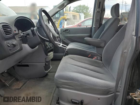 2005 Dodge Caravan SXT z VIN 2D4GP44L05R437535, wystawiony jako Copart lot #90143595 z przebiegiem 209 193 mil mil oraz Szkoda całkowita • Salvage title. Historia ofert i sprzedaży dostępna na DreamBid. Obrazek 7.