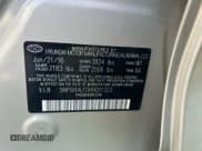 ✅ 2017 Hyundai Elantra SE • VIN: 5NPD84LF0HH011323 • Lot: 93139205. Listed on Copart with 118,411 mi. Free auction sales archive from the USA and detailed vehicle history report at DreamBid. Image 10.