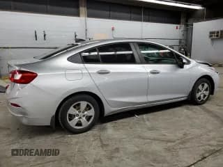 ✅ 2016 Chevrolet Cruze LS • VIN: 1G1BC5SMXG7247114 • Лот: 80711665. Опубликован ранее на Copart с пробегом 210 391 миль. Бесплатный доступ к архиву аукционных продаж из США и подробный отчёт об истории автомобиля на DreamBid. Изображение 3.