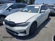 ✅ 2021 BMW 3 Series 330i • VIN: 3MW5R1J02M8C06736 • Лот: 42159657. Опубликован ранее на IAAI с пробегом Не указан. Бесплатный доступ к архиву аукционных продаж из США и подробный отчёт об истории автомобиля на DreamBid. Изображение 19.