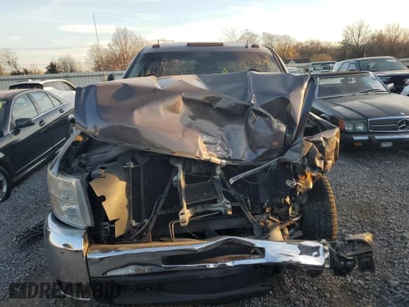 ✅ 2010 Chevrolet Silverado 2500HD LT • VIN: 1GC4KXBG3AF129508 • Лот: 81125504. Опубликован ранее на Copart с пробегом Не указан. Бесплатный доступ к архиву аукционных продаж из США и подробный отчёт об истории автомобиля на DreamBid. Изображение 5.