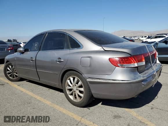 2007 Hyundai Azera SE with VIN KMHFC46F07A185865, listed as a Copart auction lot 72470794 with Not provided miles and Salvage title. Bid and sale history available at DreamBid. Image 2.