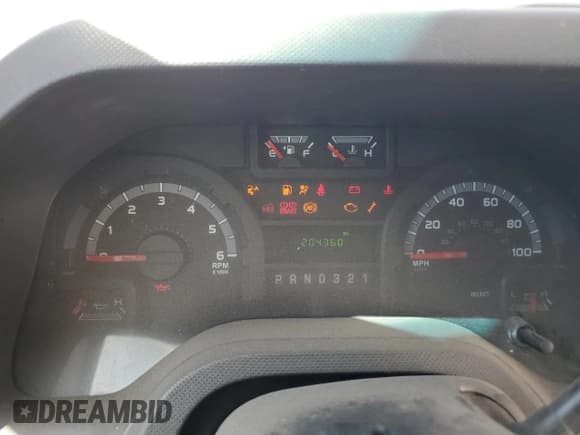 ✅ 2014 Ford Econoline Commercial • VIN: 1FDEE3FL9EDA91811 • Lot: 57328594. Wystawiony na Copart z przebiegiem 204 360 mil. Bezpłatny archiwum sprzedaży aukcyjnych z USA i szczegółowy raport historii pojazdu na DreamBid. Zdjęcie 9.