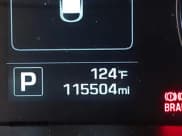 ✅ 2017 Hyundai Veloster Turbo • VIN: KMHTC6AE8HU314478 • Lot: 43567013. Wystawiony na IAAI z przebiegiem 115 504 mil. Bezpłatny archiwum sprzedaży aukcyjnych z USA i szczegółowy raport historii pojazdu na DreamBid. Zdjęcie 15.