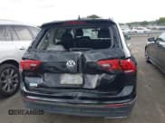 ✅ 2021 Volkswagen Tiguan SE • VIN: 3VV3B7AX5MM095770 • Lot: 42867991. Wystawiony na IAAI z przebiegiem 98 589 mil. Bezpłatny archiwum sprzedaży aukcyjnych z USA i szczegółowy raport historii pojazdu na DreamBid. Zdjęcie 16.
