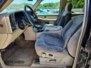 ✅ 2002 GMC Yukon XL SLE • VIN: 3GKEC16Z72G336854 • Lot: 64139085. Wystawiony na Copart z przebiegiem 265 119 mil. Bezpłatny archiwum sprzedaży aukcyjnych z USA i szczegółowy raport historii pojazdu na DreamBid. Zdjęcie 7.