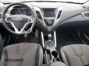 ✅ 2012 Hyundai Veloster w/Gray Int • VIN: KMHTC6ADXCU023707 • Lot: 86499005. Wystawiony na Copart z przebiegiem Nie podano. Bezpłatny archiwum sprzedaży aukcyjnych z USA i szczegółowy raport historii pojazdu na DreamBid. Zdjęcie 8.