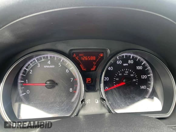 ✅ 2012 Nissan Versa SV • VIN: 3N1CN7AP7CL919782 • Лот: 60700735. Опубликован ранее на Copart с пробегом 126 588 миль. Бесплатный доступ к архиву аукционных продаж из США и подробный отчёт об истории автомобиля на DreamBid. Изображение 8.