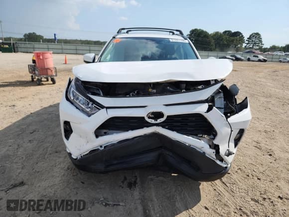 ✅ 2019 Toyota RAV4 XLE Premium • VIN: 2T3C1RFV6KC020531 • Lot: 81261195. Listed on Copart with 107,715 mi. Free auction sales archive from the USA and detailed vehicle history report at DreamBid. Image 5.