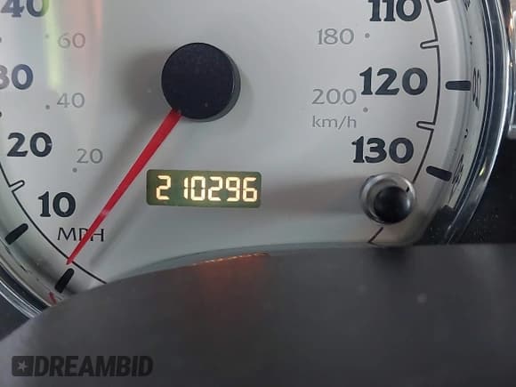 ✅ 2007 Saturn VUE V6 • VIN: 5GZCZ53477S853278 • Lot: 41458665. Wystawiony na IAAI z przebiegiem 210 296 mil. Bezpłatny archiwum sprzedaży aukcyjnych z USA i szczegółowy raport historii pojazdu na DreamBid. Zdjęcie 7.