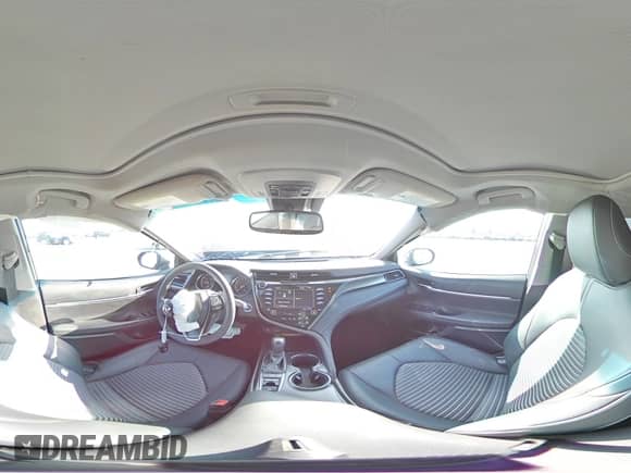 2020 Toyota Camry Hybrid SE z VIN 4T1J31AK4LU016891, wystawiony jako Copart lot #84918825 z przebiegiem 105 428 mil mil oraz Szkoda całkowita • Salvage title. Historia ofert i sprzedaży dostępna na DreamBid. Obrazek 14.