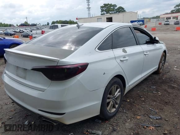 ✅ 2016 Hyundai Sonata SE • VIN: 5NPE24AF1GH312657 • Лот: 43331092. Опубликован ранее на IAAI с пробегом 149 737 миль. Бесплатный доступ к архиву аукционных продаж из США и подробный отчёт об истории автомобиля на DreamBid. Изображение 4.