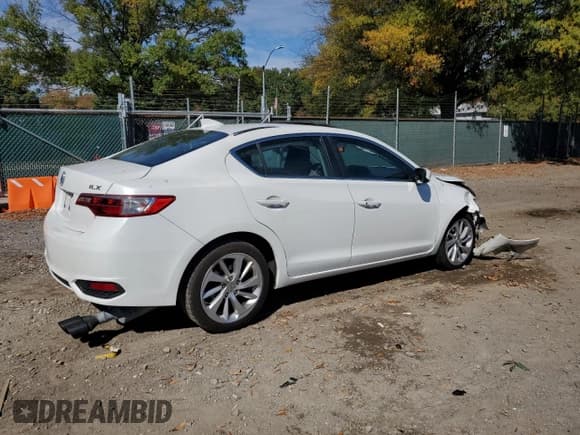 ✅ 2017 Acura ILX Premium • VIN: 19UDE2F79HA015302 • Lot: 82508715. Listed on Copart with Not provided. Free auction sales archive from the USA and detailed vehicle history report at DreamBid. Image 3.