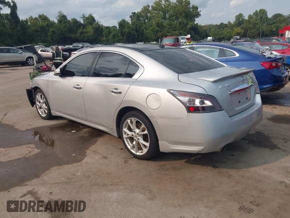 ✅ 2013 Nissan Maxima SV • VIN: 1N4AA5AP5DC820885 • Lot: 43161171. Listed on IAAI with 168,207 mi. Free auction sales archive from the USA and detailed vehicle history report at DreamBid. Image 3.