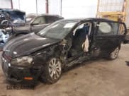 ✅ 2013 Volkswagen Golf TDI w/Sunroof & Nav • VIN: WVWNM7AJ1DW009528 • Lot: 43574818. Wystawiony na IAAI z przebiegiem 81 377 mil. Bezpłatny archiwum sprzedaży aukcyjnych z USA i szczegółowy raport historii pojazdu na DreamBid. Zdjęcie 2.