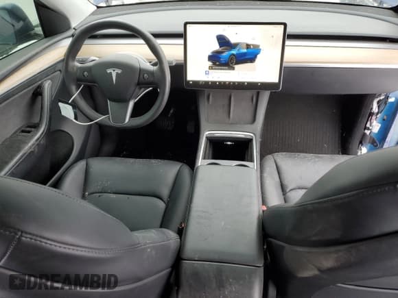 ✅ 2022 Tesla Model Y Long Range • VIN: 7SAYGDEE9NF549749 • Lot: 90094835. Listed on Copart with 62,888 mi. Free auction sales archive from the USA and detailed vehicle history report at DreamBid. Image 8.