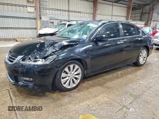 ✅ 2015 Honda Accord EX-L • VIN: 1HGCR2F84FA160043 • Лот: 95125995. Опубликован ранее на Copart с пробегом 125 175 миль. Бесплатный доступ к архиву аукционных продаж из США и подробный отчёт об истории автомобиля на DreamBid. Изображение 1.