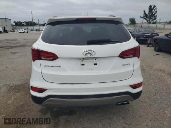 ✅ 2017 Hyundai Santa Fe 2.4L • VIN: 5NMZU3LB8HH034824 • Лот: 80756203. Опубликован ранее на Copart с пробегом 114 041 миль. Бесплатный доступ к архиву аукционных продаж из США и подробный отчёт об истории автомобиля на DreamBid. Изображение 6.