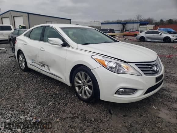 2014 Hyundai Azera с VIN KMHFG4JGXEA367736, выставлен на аукционе Copart как лот 87290304 с пробегом 83 231 миль миль и Списание • Salvage title. История ставок и продаж доступна на DreamBid. Изображение 4.