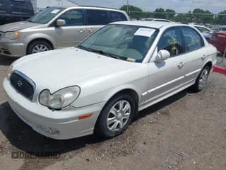 ✅ 2004 Hyundai Sonata • VIN: KMHWF25HX4A991545 • Lot: 42637357. Listed on IAAI with 132,665 mi. Free auction sales archive from the USA and detailed vehicle history report at DreamBid. Image 2.