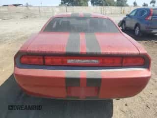 2010 Dodge Challenger SE z VIN 2B3CJ4DV0AH270190, wystawiony jako Copart lot #72427274 z przebiegiem 214 631 mil mil oraz Szkoda całkowita • Salvage title. Historia ofert i sprzedaży dostępna na DreamBid. Obrazek 6.