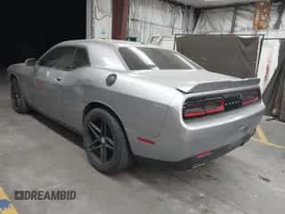 2018 Dodge Challenger SXT Plus z VIN 2C3CDZAG1JH144904, wystawiony jako IAAI lot #43345739 z przebiegiem 79 225 mil mil oraz . Historia ofert i sprzedaży dostępna na DreamBid. Obrazek 3.